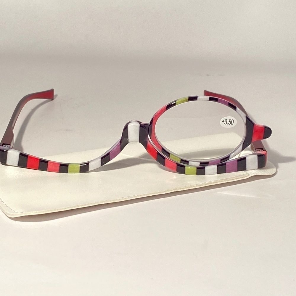 1004 Makeup Cosmetic 3.50 Flip Magnifying Glasses For Precision Application N…
